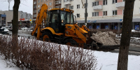 В приоритете дворы, дороги и проезды: коммунальщики круглосуточно расчищают снег в округе - Regions.Ru